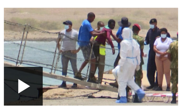 8FD8B096-9850-427C-ACFC-B7CF5F6843B1